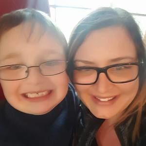 Meet your Posher, Lauren